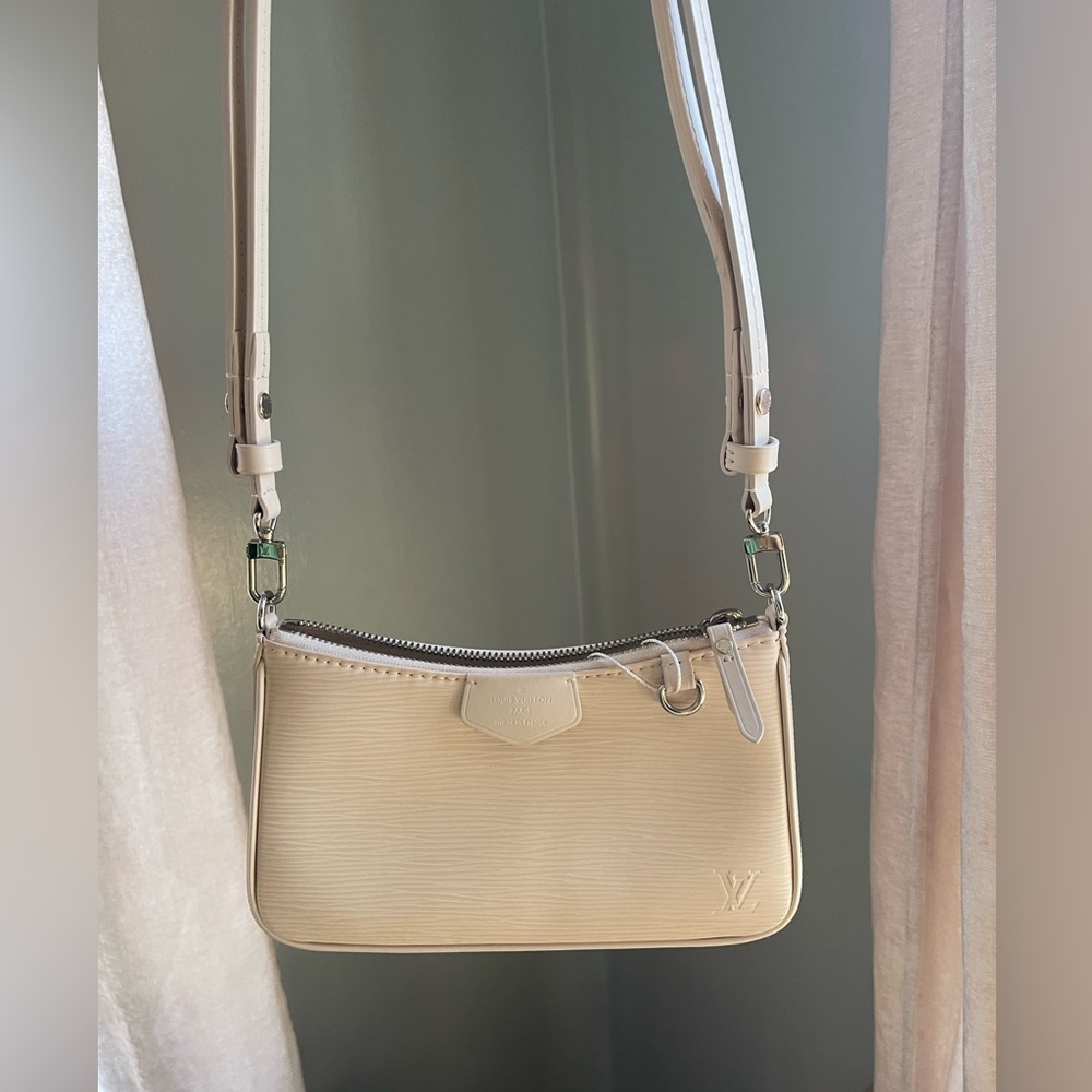 LOUIS VUITTON Epi Easy Pouch